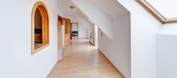 Casa de 9 divisões em Lassee, Austria N.º 154125 27