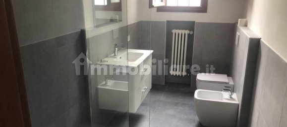 4 bedrooms Apartment in Ferrara, Italy No. 275766 7