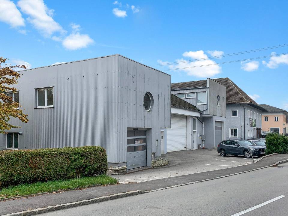 Propiedad comercial en Grieskirchen, Austria 2600 m² No. 71158