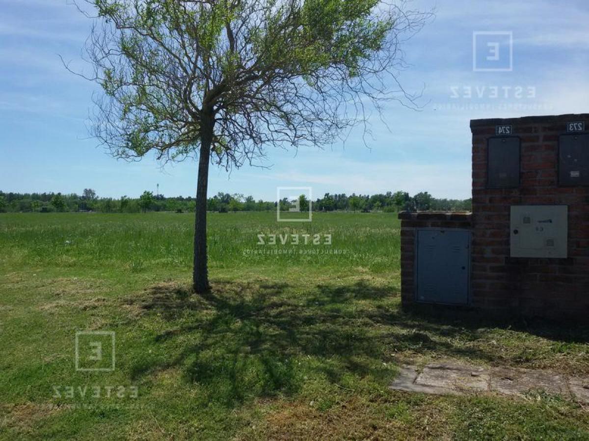  Land in Escobar, Argentina No. 115581