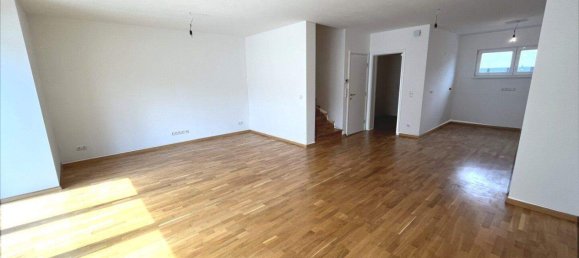 Таунхаус с 5 комнатами в Штрасхоф ан дер Нордбан, Австрия № 93990 8