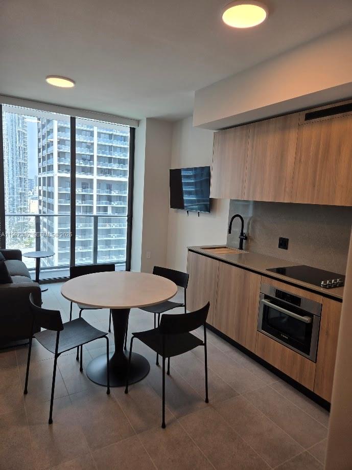 1 غرف نوم عقار تجاري في Miami, الولايات المتحدة رقم 614831