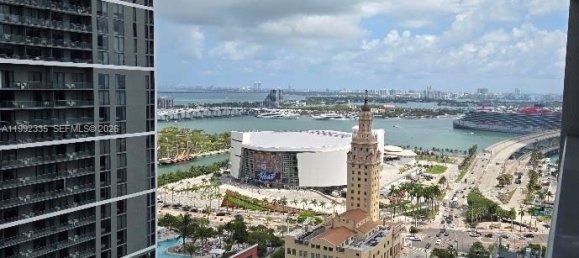1 غرف نوم عقار تجاري في Miami, الولايات المتحدة رقم 614831 6