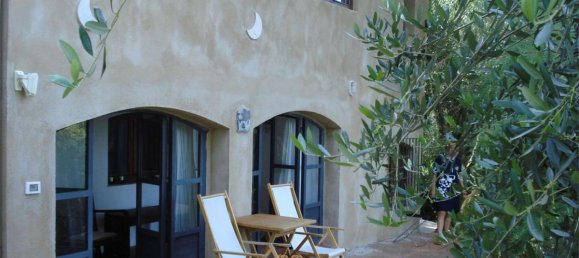 5 bedrooms Villa in Camaiore, Italy No. 460 2