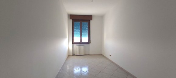 3-Zimmer Wohnung in Solaro, Italy, Nr. 94681 10