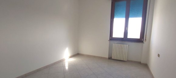 3-Zimmer Wohnung in Solaro, Italy, Nr. 94681 15