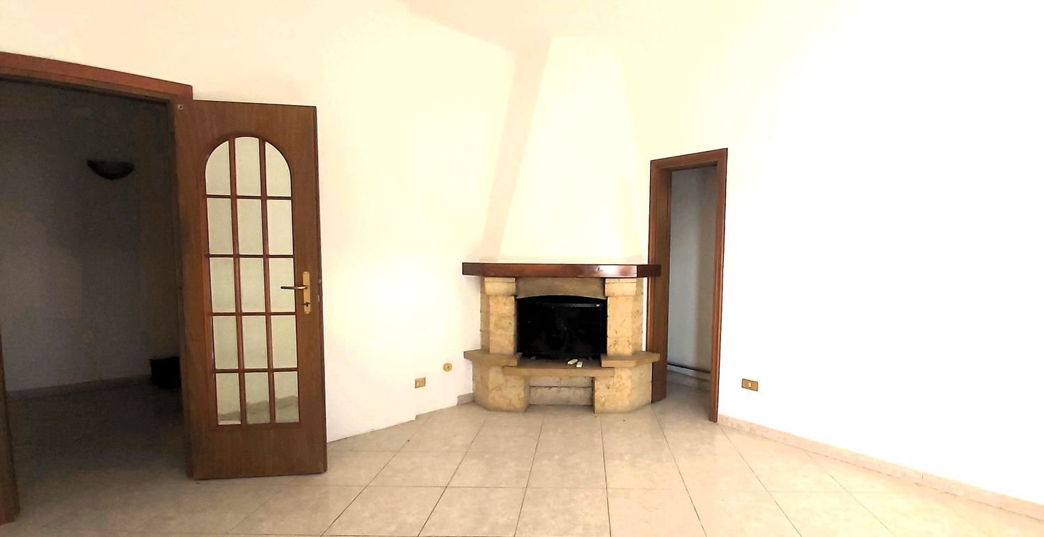 3-Zimmer Wohnung in Solaro, Italy, Nr. 94681