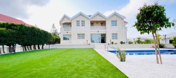 5 bedrooms Villa in Palodeia, Cyprus No. 1522 11