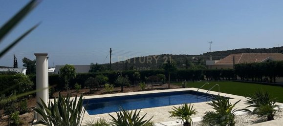 5 bedrooms Villa in Palodeia, Cyprus No. 1522 15