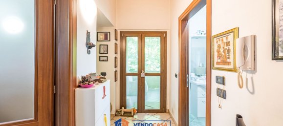 5-salle Maison à Revello, Italy No. 273780 2