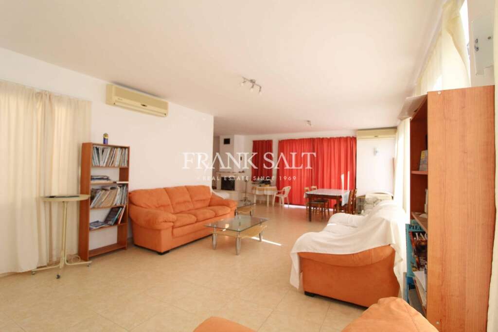 1 bedroom Penthouse in Marsaskala, Malta No. 1073