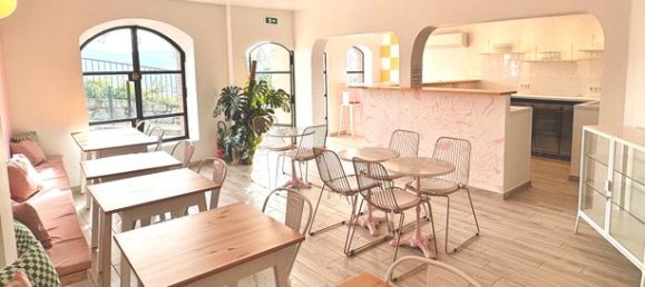 Коммерческая недвижимость с 3 комнатами в Порто-Веккьо, Франция № 303086 3