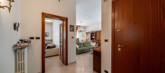 8 chambres Villa à Verona, Italy No. 352959 16