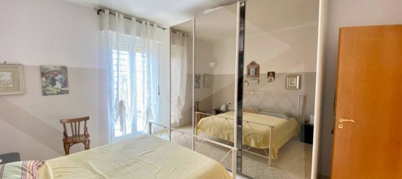 3 rooms Apartment in Bitonto, Italy No. 24974 16