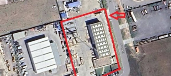 1494m² Warehouse in Uta, Italy No. 328175 3