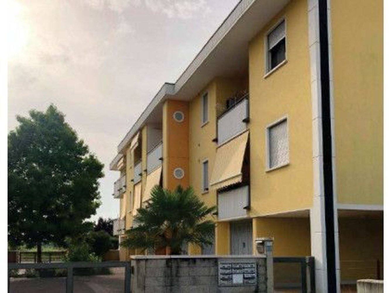 3 rooms Apartment in Loreggia, Italy No. 11246