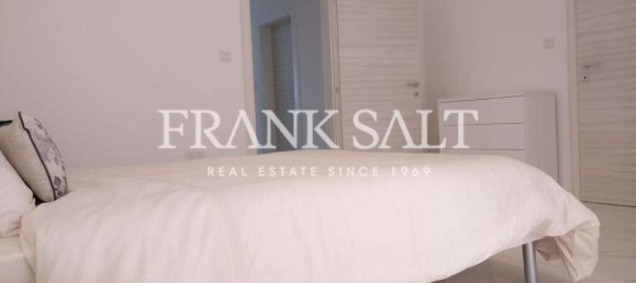 3 bedrooms Penthouse in Gzira, Malta No. 9693 10