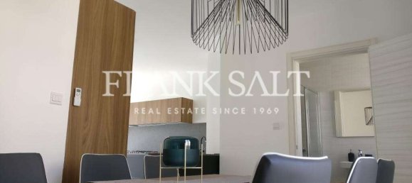 3 bedrooms Penthouse in Gzira, Malta No. 9693 4