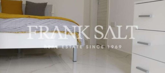 3 bedrooms Penthouse in Gzira, Malta No. 9693 8