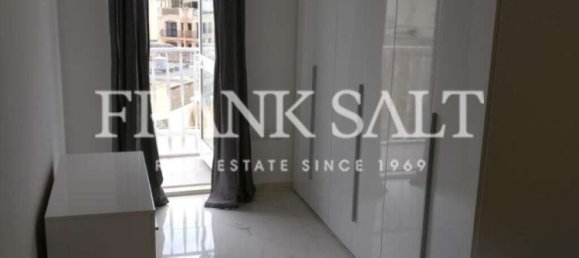 3 bedrooms Penthouse in Gzira, Malta No. 9693 9