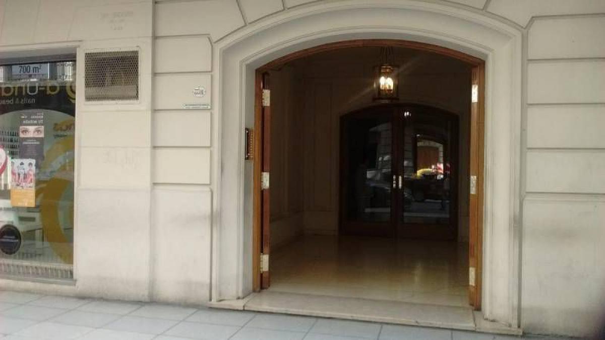 5 bedrooms Apartment in Buenos Aires, Argentina No. 85004