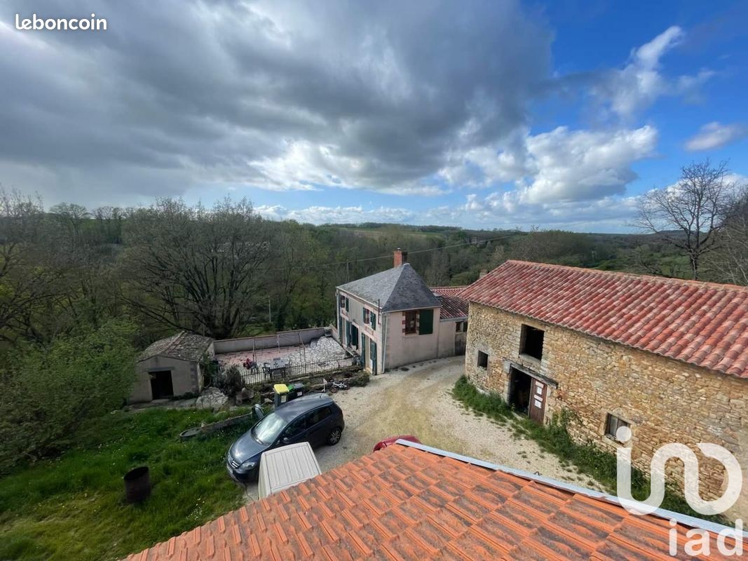 5 rooms House in Saint-Loup-Lamaire, France No. 293869
