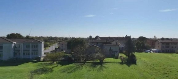 5 rooms Villa in Pordenone, Italy No. 37021 29