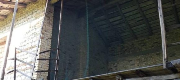 5 rooms Villa in Pordenone, Italy No. 37021 3