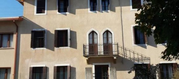 5 rooms Villa in Pordenone, Italy No. 37021 35