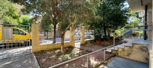Apartamento T3 em Mantua, Italy N.º 381845 46