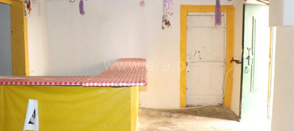 351m² Building in Sardoal, Portugal No. 205311 2