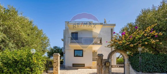 Вилла с 12 комнатами в Кастеллана Гротте, Италия № 236681 5