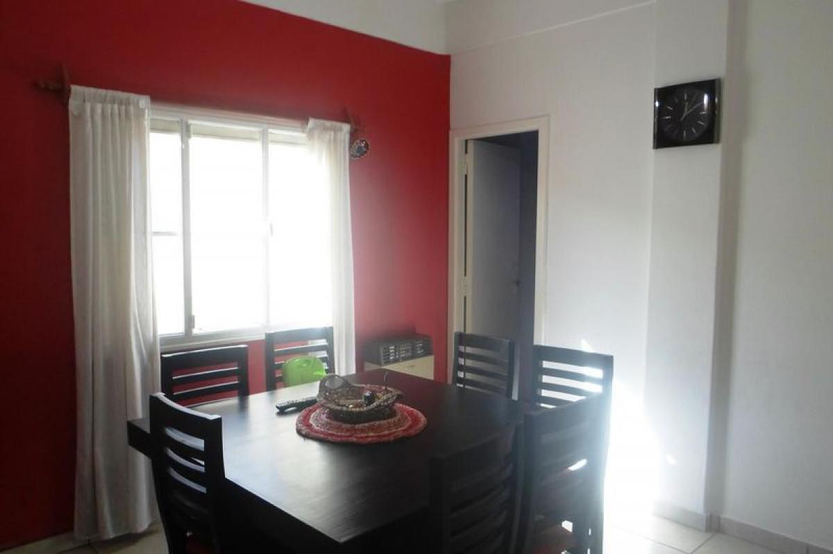 Propriété commerciale à Vicente Lopez, Argentina 354m² No. 27723