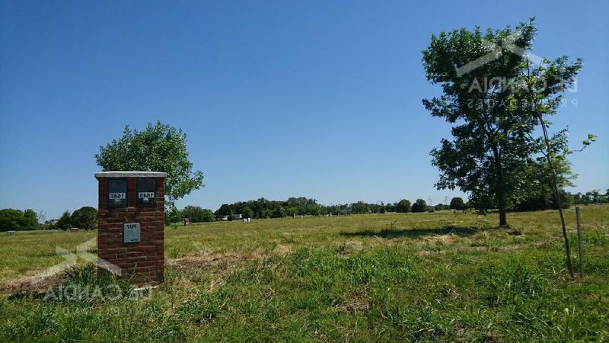  Land in Escobar, Argentina No. 31419