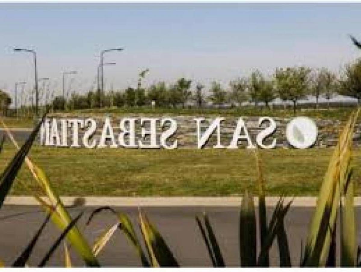  Land in Escobar, Argentina No. 120543