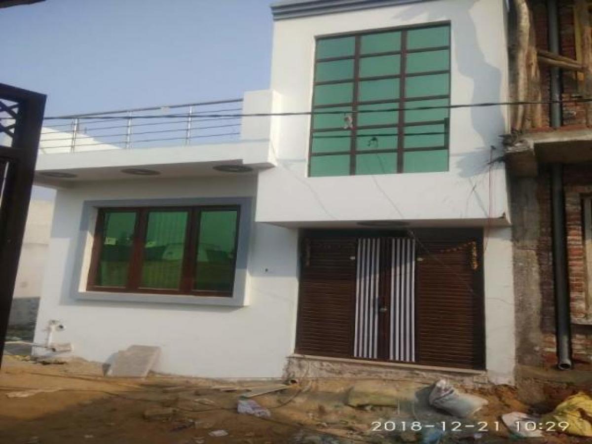 Studio in Noida, India No. 65400