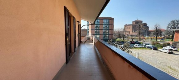 3 chambres Villa à Madone, Italy No. 210552 19