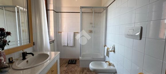 3 chambres Villa à Madone, Italy No. 210552 20