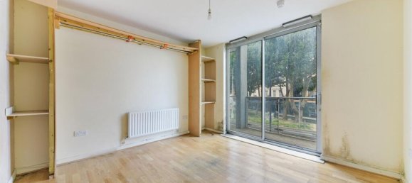 2 bedrooms Apartment in London, United Kingdom No. 9895 16