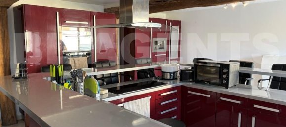 3 bedrooms Townhouse in Yonne, France No. 339743 3