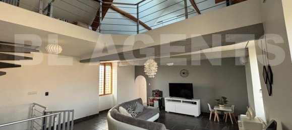 3 bedrooms Townhouse in Yonne, France No. 339743 5