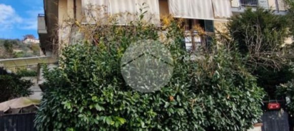 Квартира с 4 комнатами в Фьюджи, Италия № 70206 3