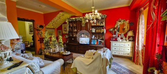 Квартира с 4 комнатами в Фьюджи, Италия № 70206 23