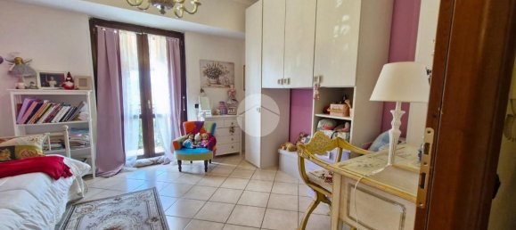 Квартира с 4 комнатами в Фьюджи, Италия № 70206 19