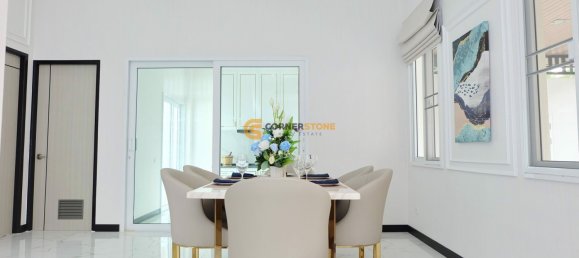 250m² House in Pattaya, Thailand No. 26860 3