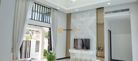 250m² House in Pattaya, Thailand No. 26860 2