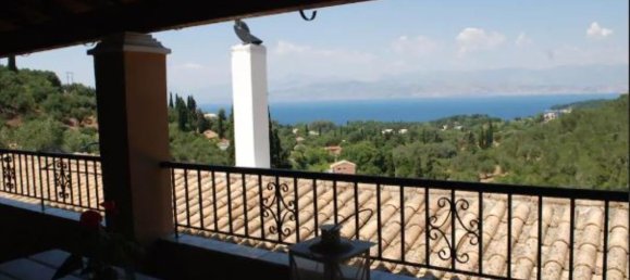 450m² Townhouse in Corfu, Greece No. 5011 12