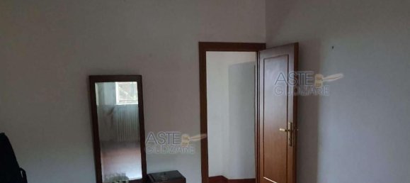 5-salle Appartement à Collesalvetti, Italy No. 42846 8