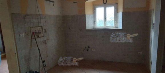 5-salle Appartement à Collesalvetti, Italy No. 42846 6