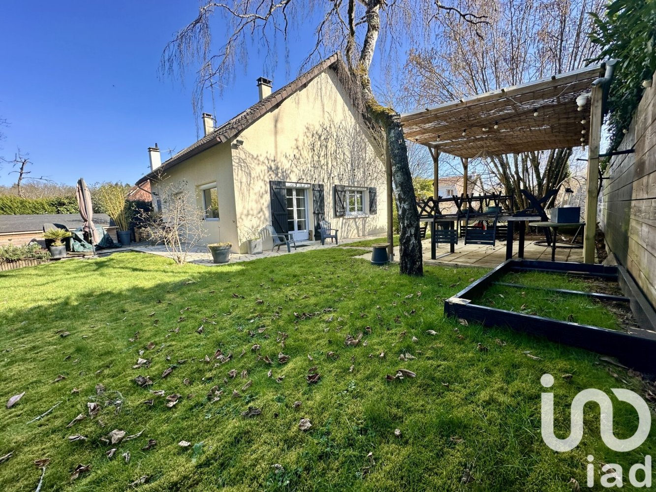 4 Schlafzimmer Haus in Saint-Arnoult-en-Yvelines, France, Nr. 363848